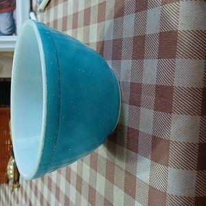 Pyrex Blue Mixing Bowl - Bright Turquoise Style